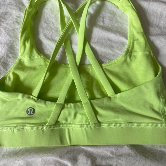 Neon lululemon sports bra size 2, NO PADS but has slots for them - Picture 3 of 3
